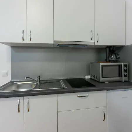 Apartment Leoalemar