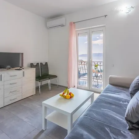 Apartment Leoalemar Novi Vinodolski