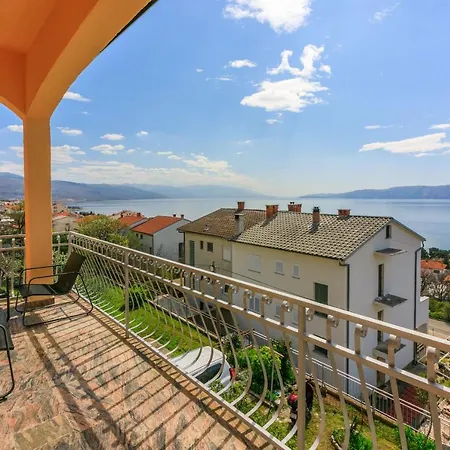 Leoalemar Apartment Novi Vinodolski